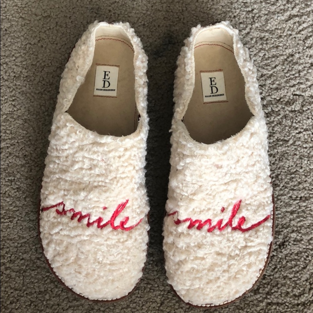 Slipper shoe, hard sole, never worn